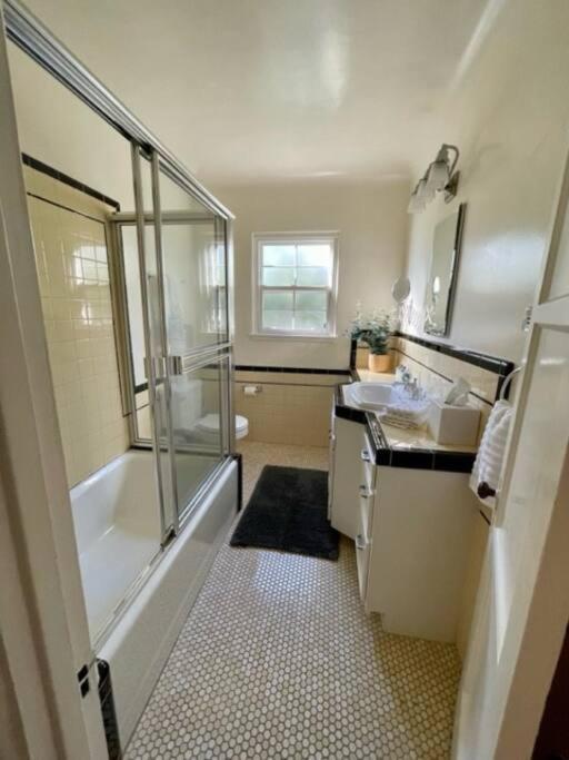 Appartement 1 Bedroom House In Beverlywood/carthay Square *